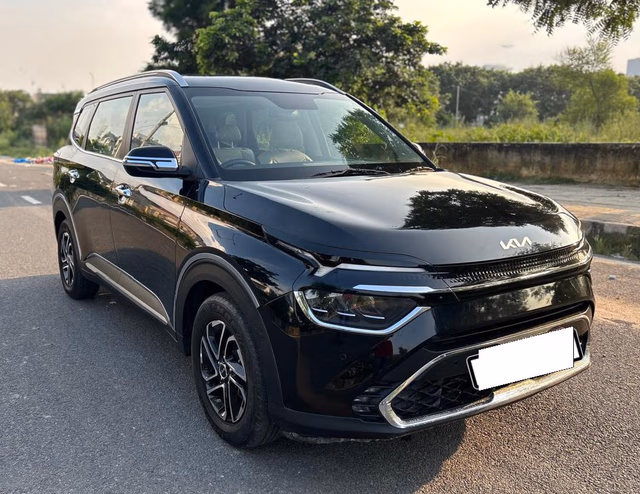 Kia Kia Carens view 2