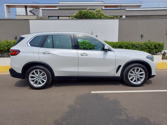 BMW BMW X5 view 3