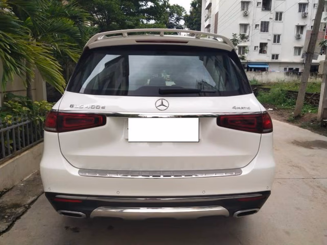Mercedes-Benz Mercedes-Benz GLS view 3