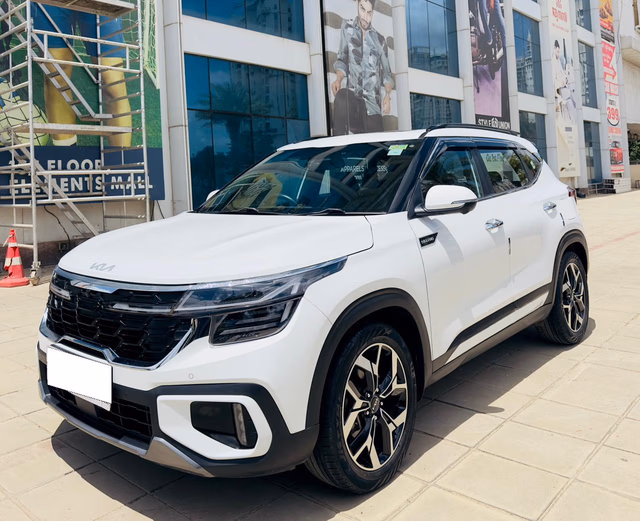 Kia Kia Seltos view 4