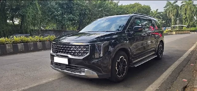 Kia Kia Carnival view 5