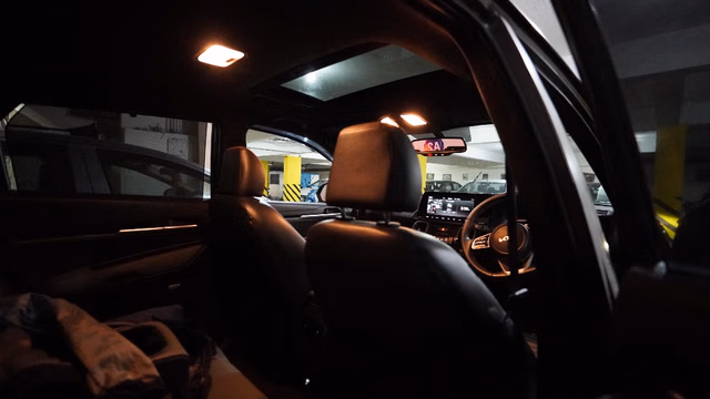 Kia Kia Sonet view 4