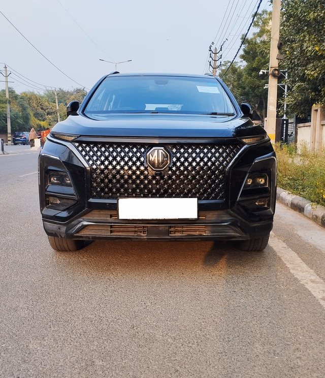 MG MG Hector view 5