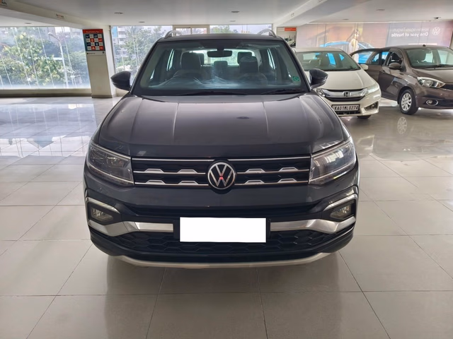 Volkswagen Volkswagen Taigun view 2