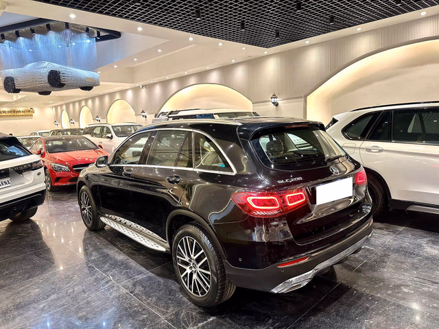 Mercedes-Benz Mercedes-Benz GLC view 5