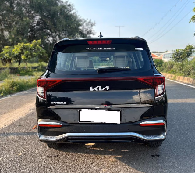 Kia Kia Carens view 3
