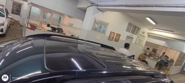 Hyundai Hyundai Venue view 4