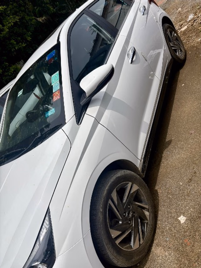 Hyundai Hyundai i20 view 3