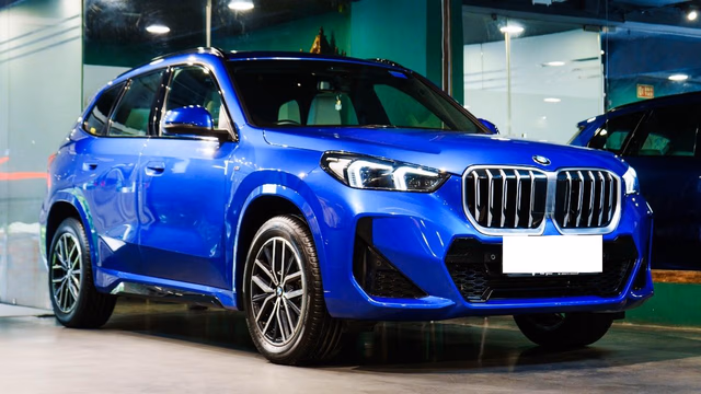 BMW BMW X1 view 2