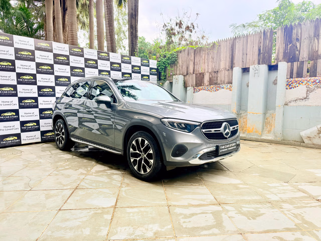 Mercedes-Benz Mercedes-Benz GLC view 2