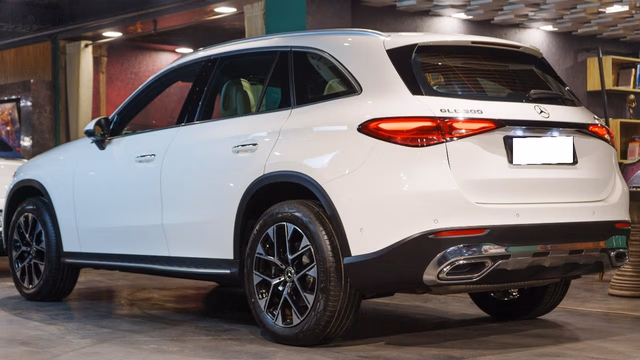 Mercedes-Benz Mercedes-Benz GLC view 5