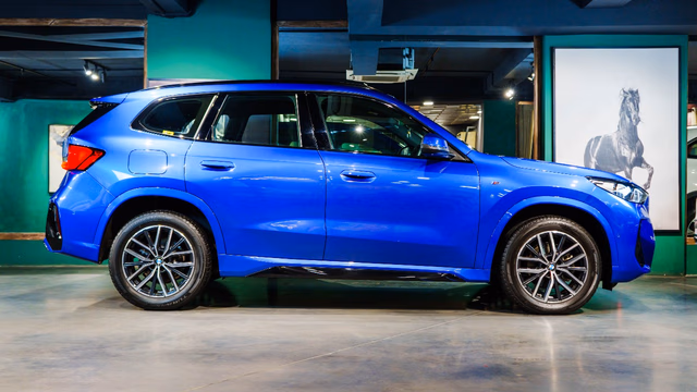 BMW BMW X1 view 3