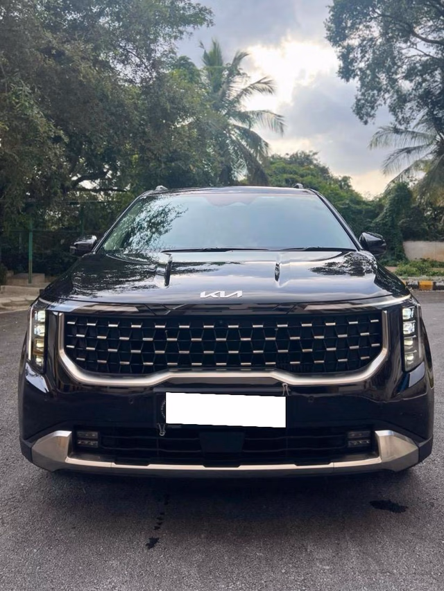 Kia Kia Carnival view 5