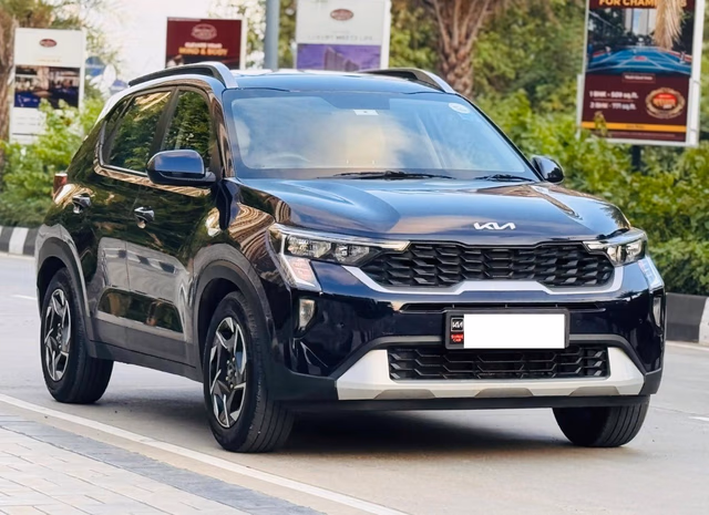 Kia Kia Sonet view 2