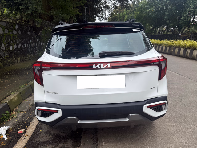 Kia Kia Seltos view 4