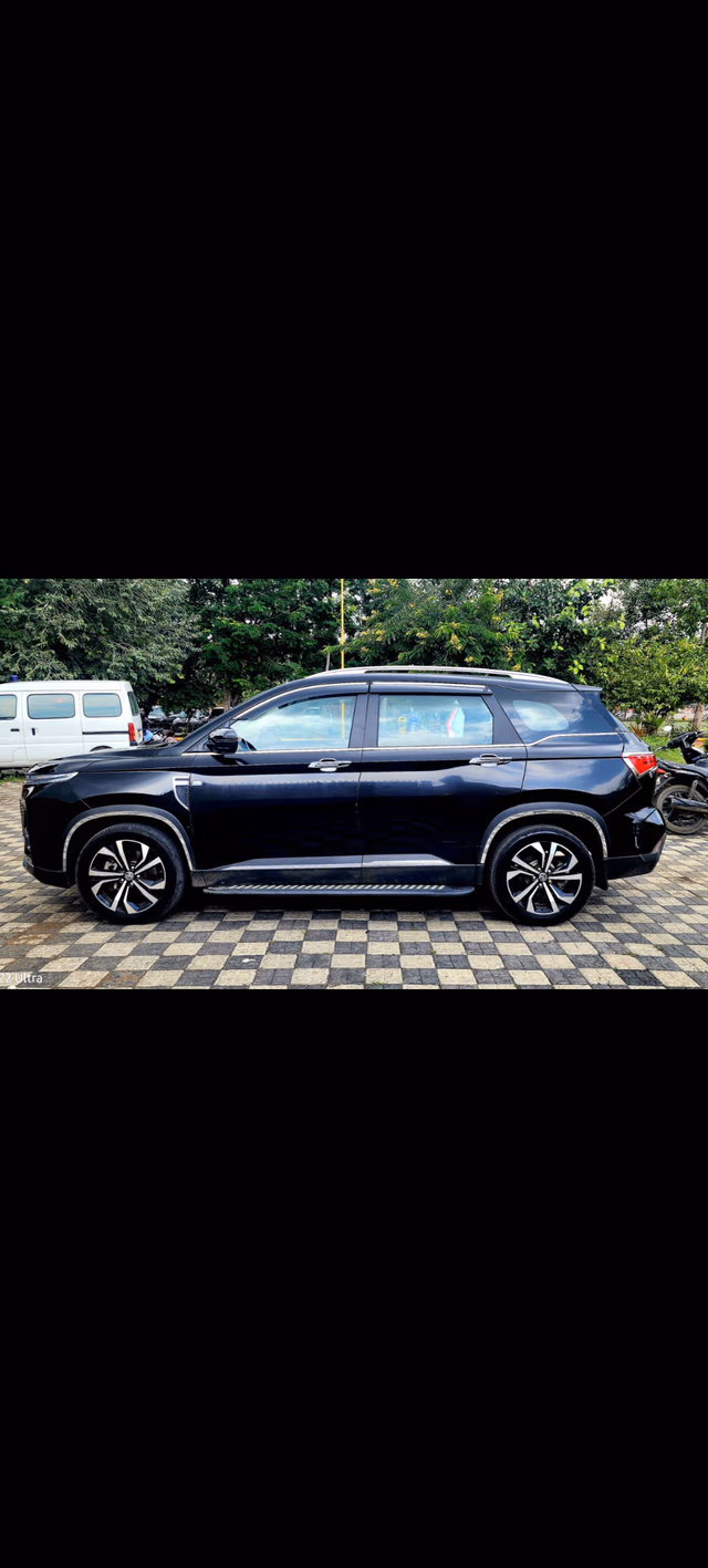 MG MG Hector view 4