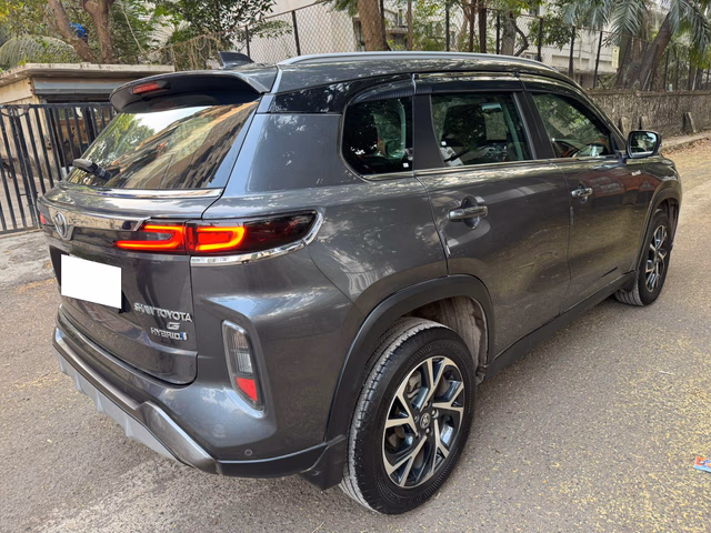 Toyota Toyota Hyryder view 3