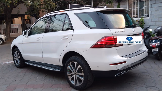 Mercedes-Benz Mercedes-Benz GLE view 5