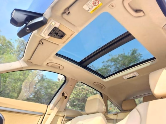 BMW BMW 3 Series GT view 5