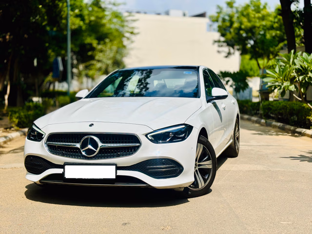 Mercedes-Benz Mercedes-Benz C-Class view 5