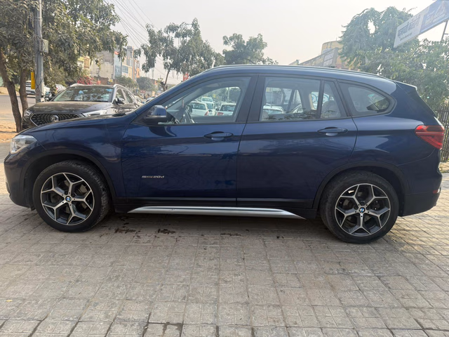 BMW BMW X1 view 5