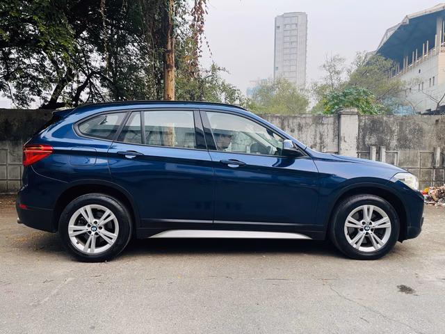BMW BMW X1 view 3