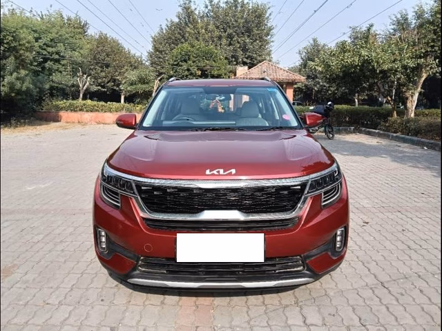 Kia Kia Seltos view 2
