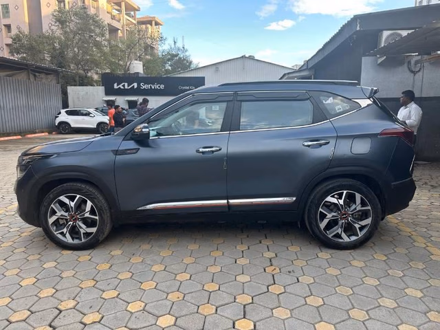 Kia Kia Seltos view 4
