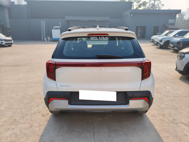 Kia Kia Sonet view 3