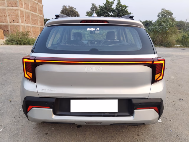 Kia Kia Sonet view 4