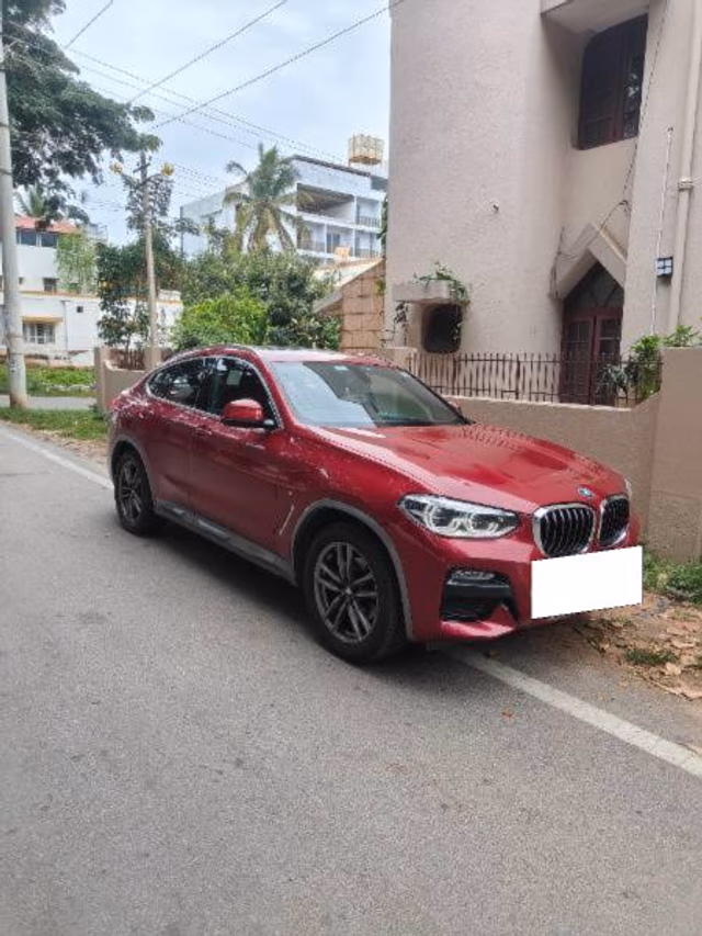 BMW BMW X4 view 2