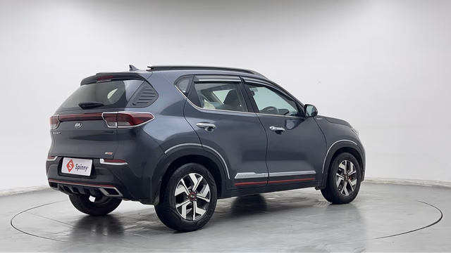 Kia Kia Seltos view 5