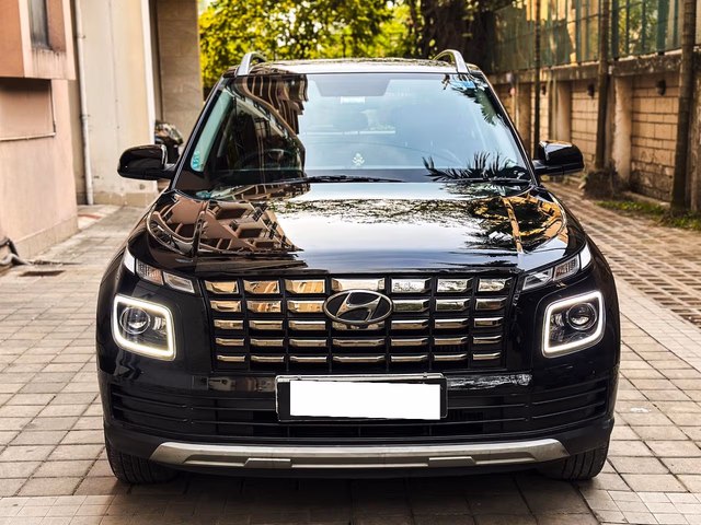 Hyundai Hyundai Venue view 3