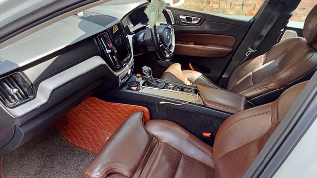 Volvo Volvo XC60 view 3