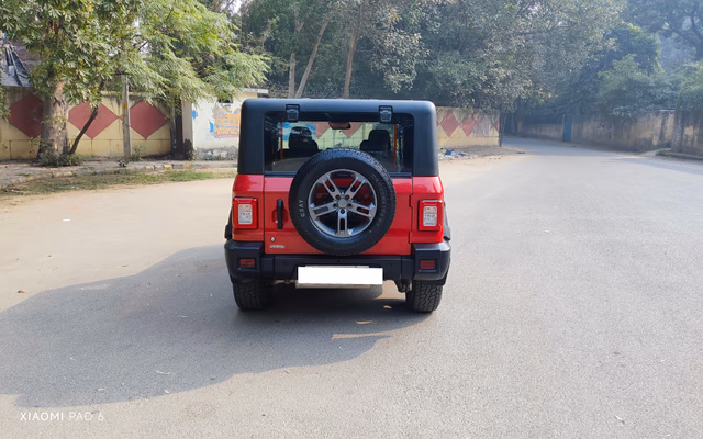 Mahindra Mahindra Thar view 4