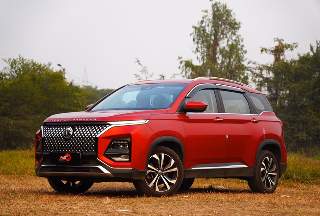 MG MG Hector view 4