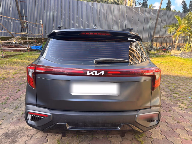 Kia Kia Seltos view 4