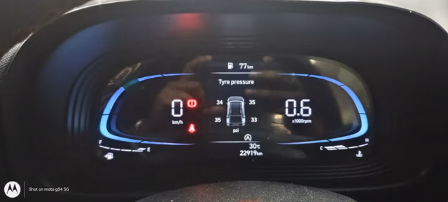 Hyundai Hyundai Venue view 5