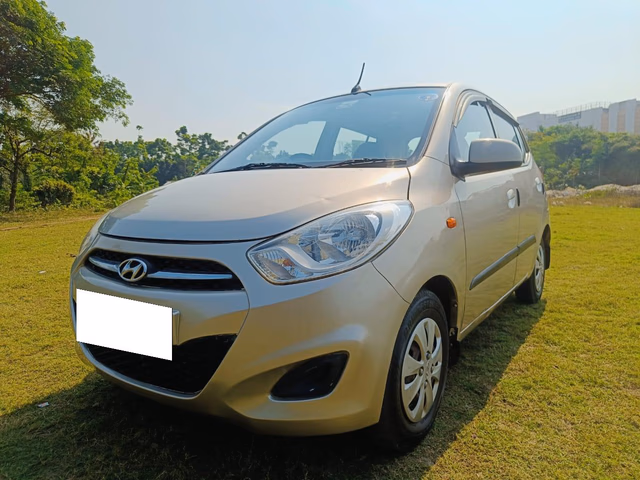 Hyundai Hyundai i10 view 2