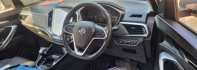 MG MG Hector view 4