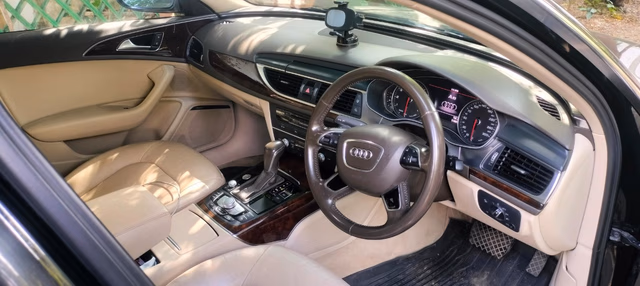 Audi Audi A6 view 4