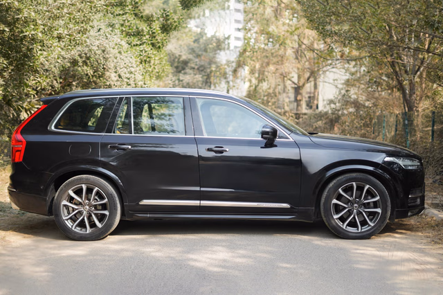 Volvo Volvo XC90 view 3