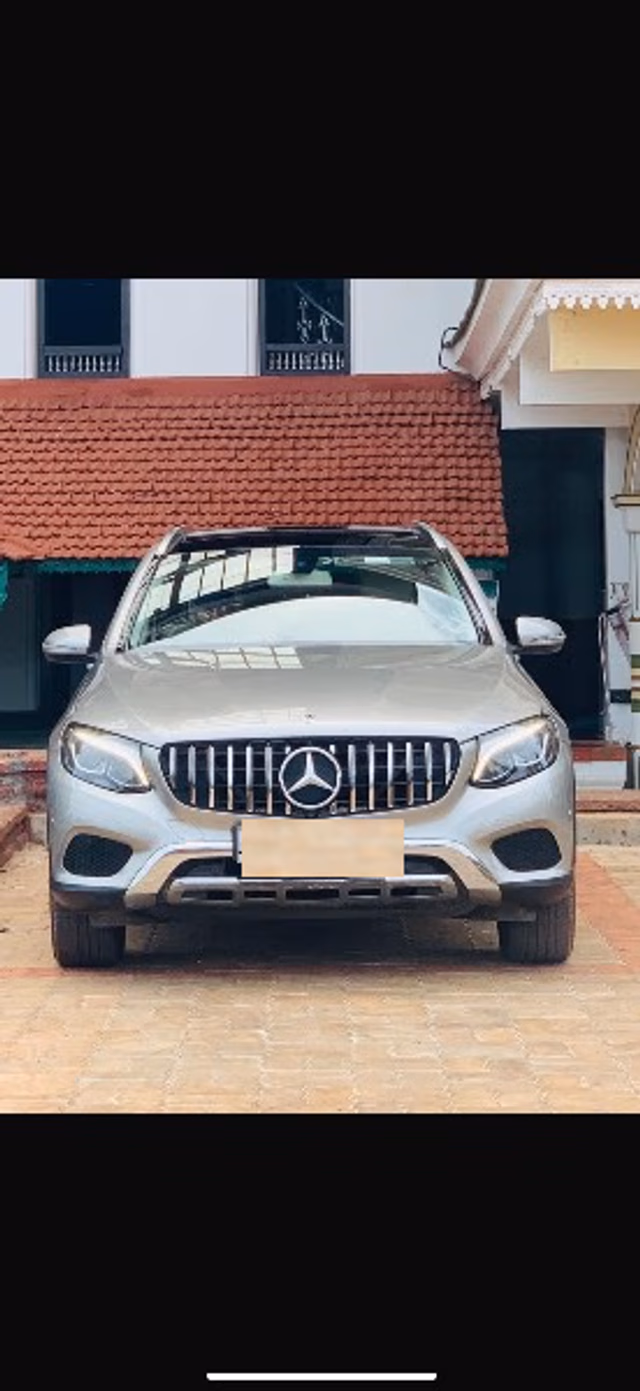 Mercedes-Benz Mercedes-Benz GLC view 3