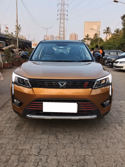2023 Mahindra Mahindra XUV300