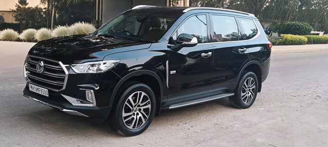 MG MG Gloster view 4