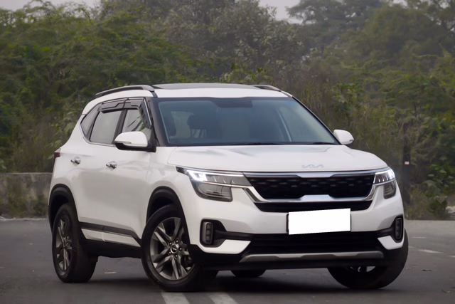 Kia Kia Seltos view 2