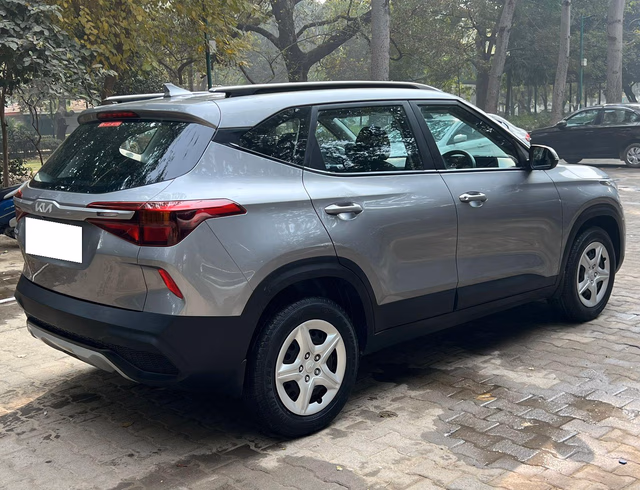 Kia Kia Seltos view 4