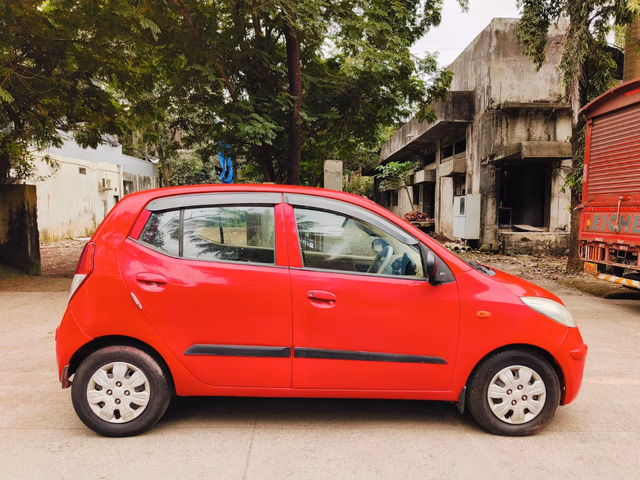 Hyundai Hyundai i10 view 3