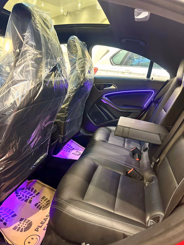 Mercedes-Benz Mercedes-Benz CLA view 5