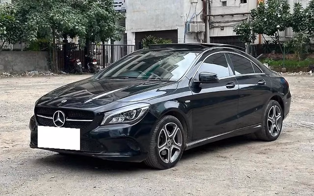 Mercedes-Benz Mercedes-Benz CLA view 5